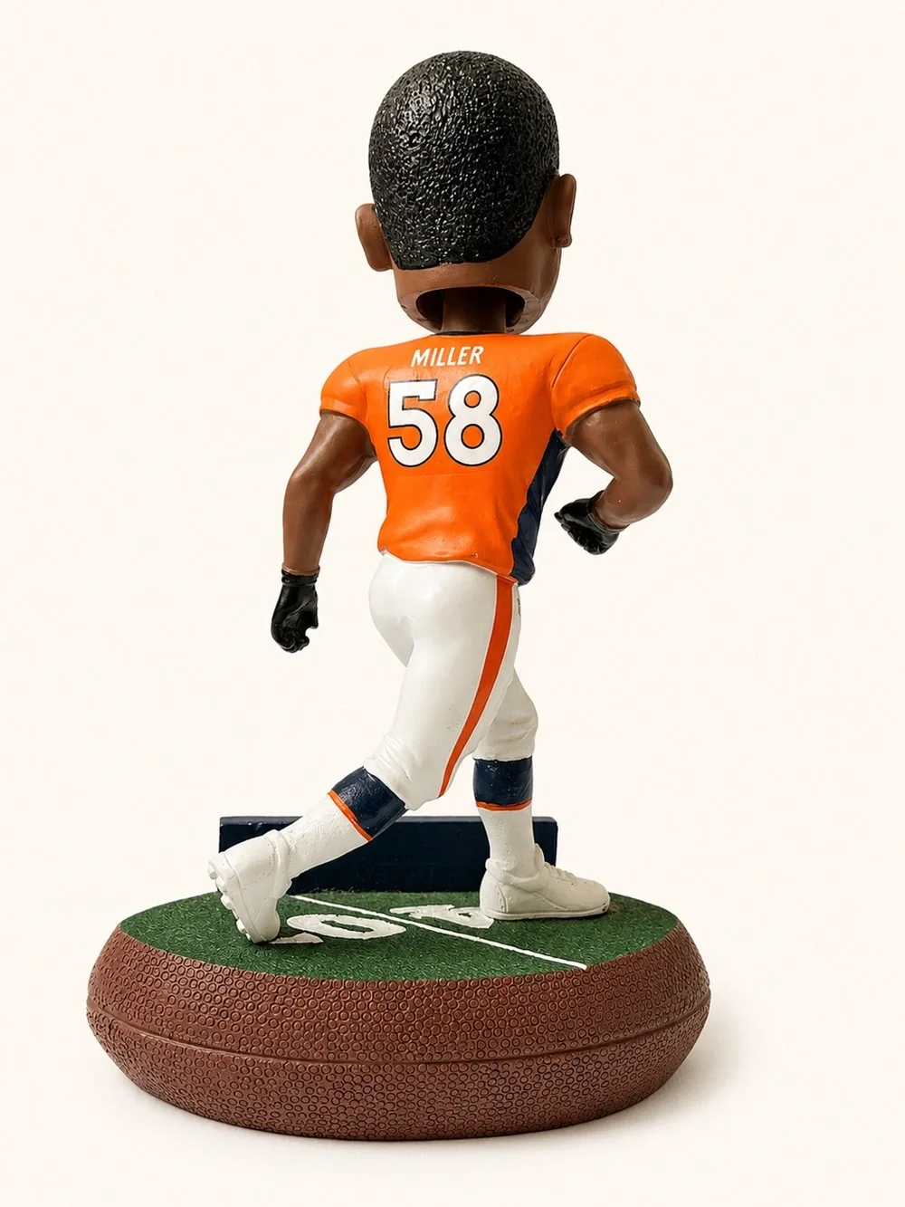 FOCO Von Miller Broncos Limited Edition Bobblehead #416/2018